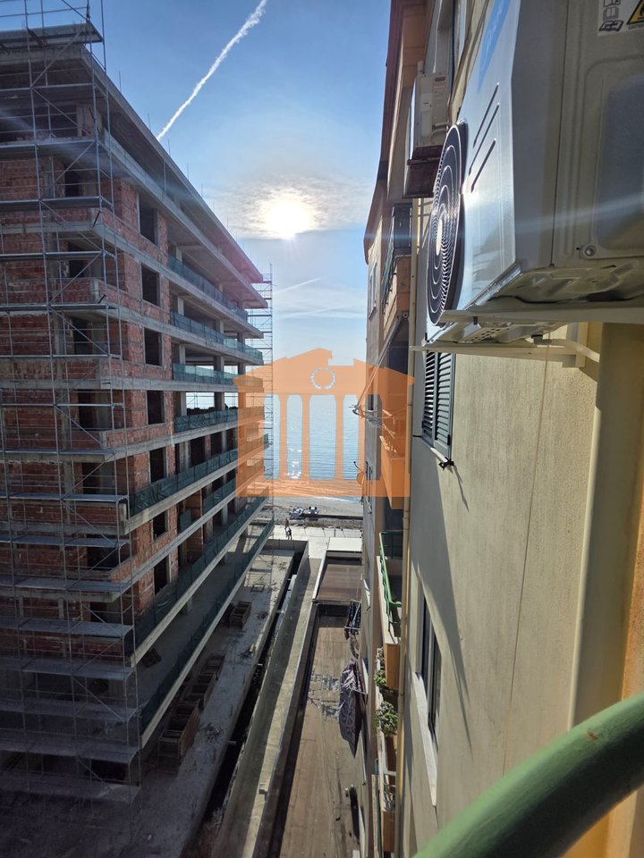 APARTAMENT 2+1 NE VOLLGA DURRES, PER QIRA!