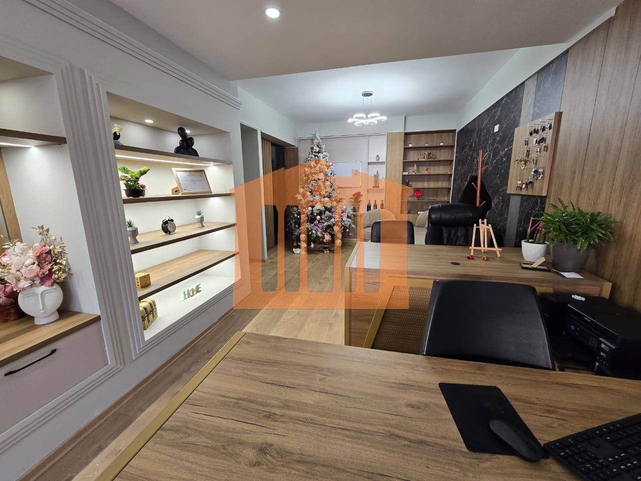 SHITET INVESTIMI DHE JEPET ME QIRA AMBIENTI NE VOLLGA !