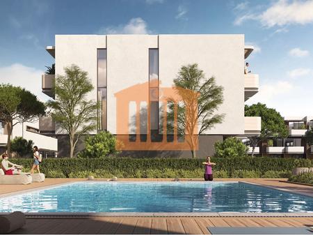 VILE E BASHKANGJITUR TRIPLEX NE REZIDENCEN "LA DIMORA" NE GJIRIN E LALZIT , PER SHITJE !