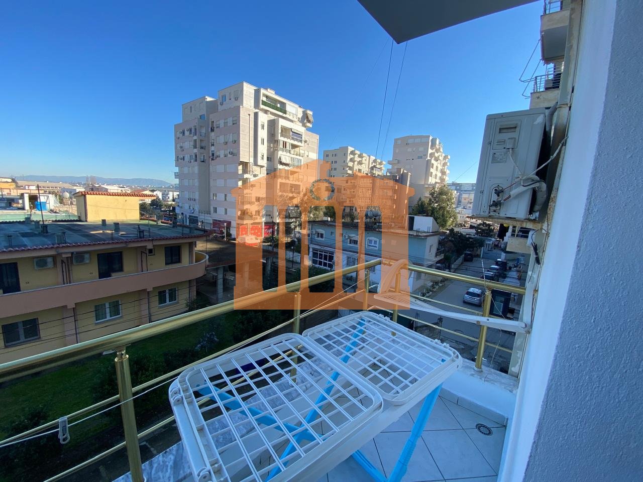 APARTAMENT 2+1 PER QIRA NE PLAZH, DURRES!
