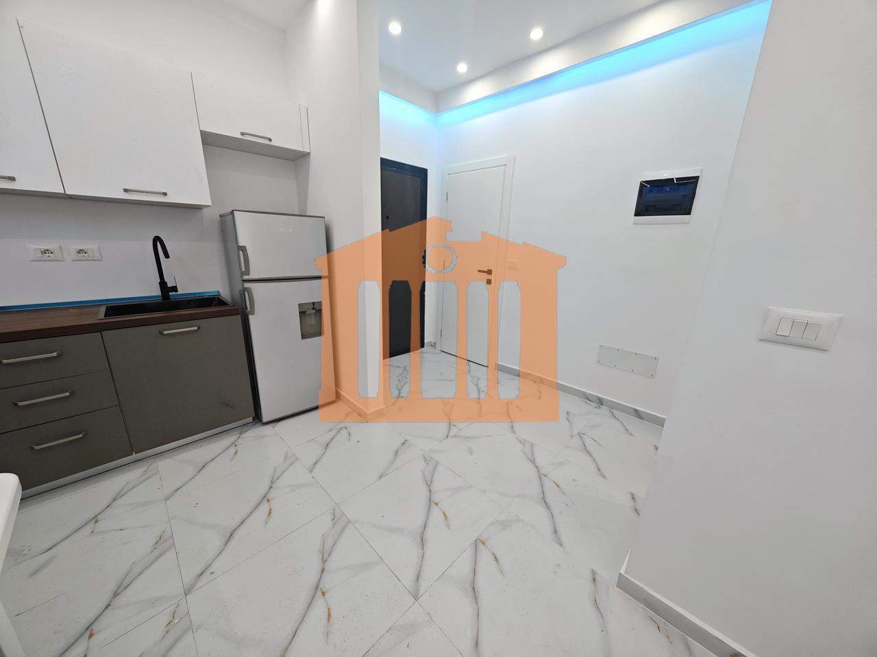 APARTAMENT 1+1 NE QENDER DURRES, PER SHITJE!