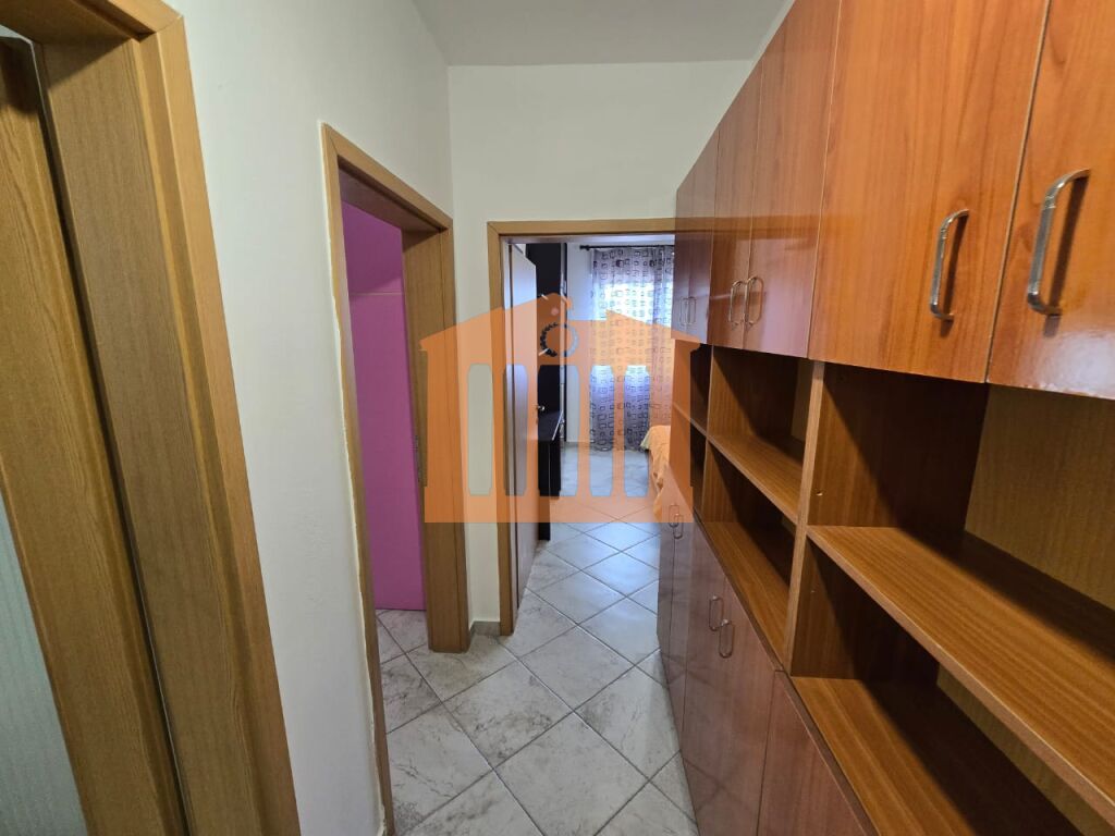 APARTAMENT 2+1 NE VOLLGA  DURRES, PER QIRA !
