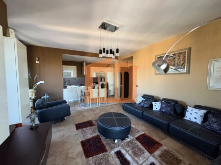 APARTAMENT 3+1+2 NE KAVAJE, PER SHITJE!