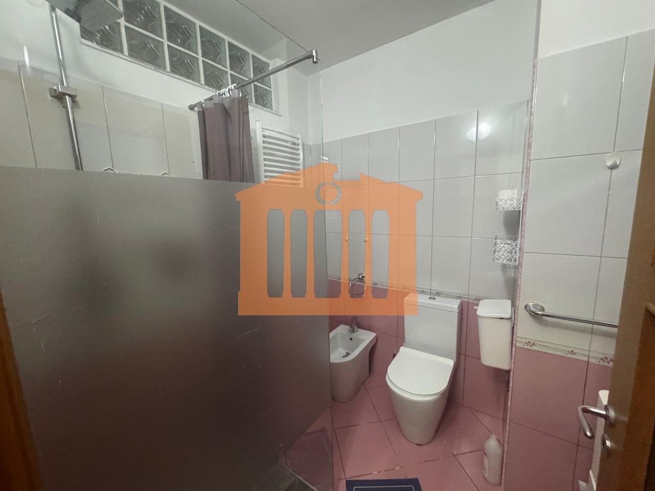 APARTAMENT 2+1+2 +DEPO+VERANDE, ME PAMJE DETI, NE VOLLGA DURRES, PER SHITJE !