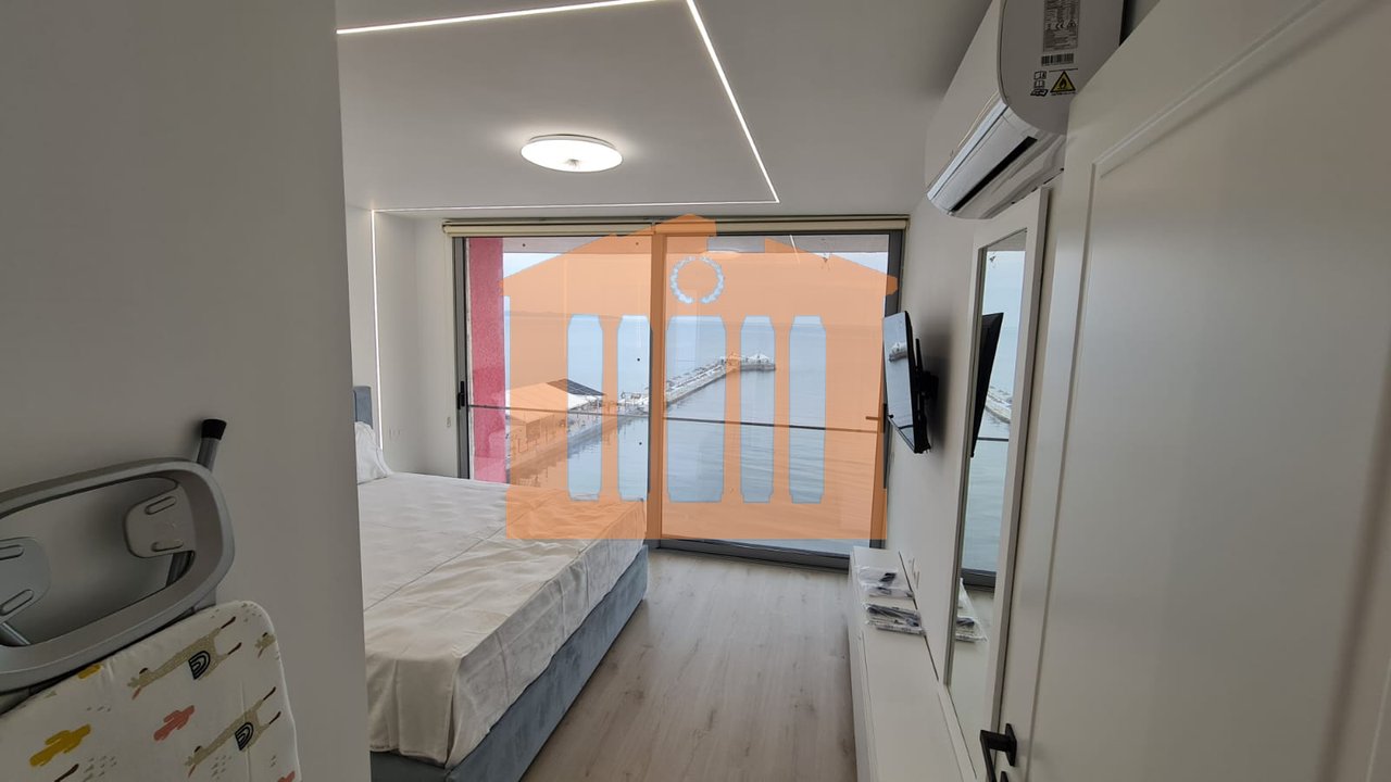 DUPLEX ME PAMJE DETI NE PLAZH PER SHITJE !