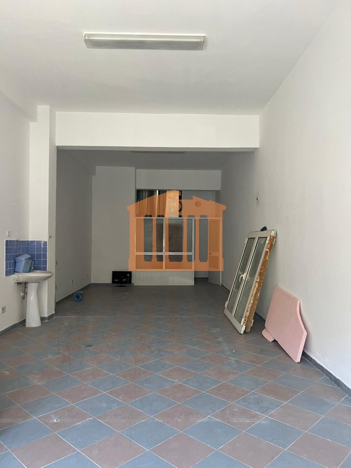 BUSINESS PREMISES AT THE POLICE DIRECTORATE, DURRES FOR RENT!
