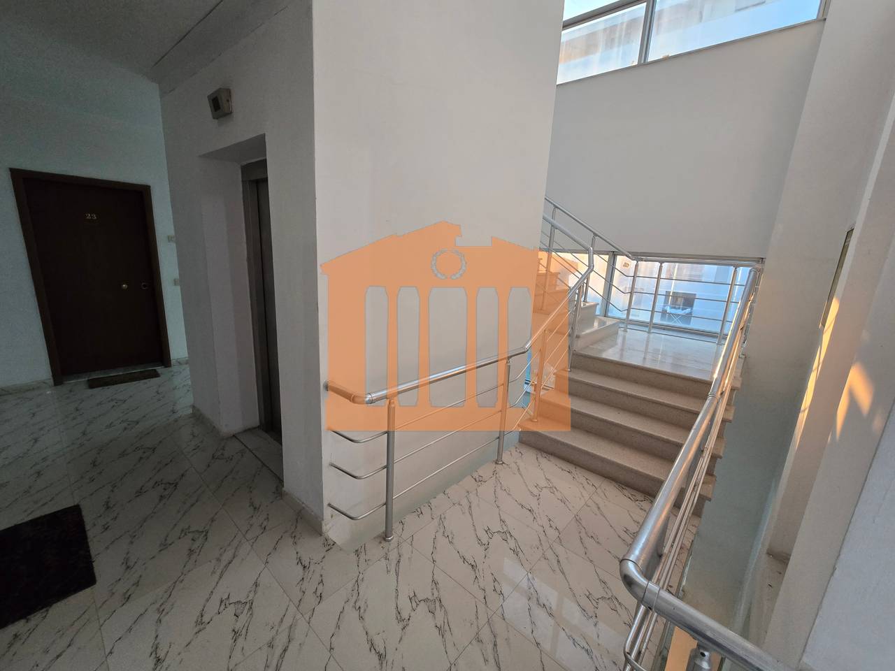 APPARTAMENTO 1+1 CON VISTA MARE A KAVAJË ROCK IN VENDITA!