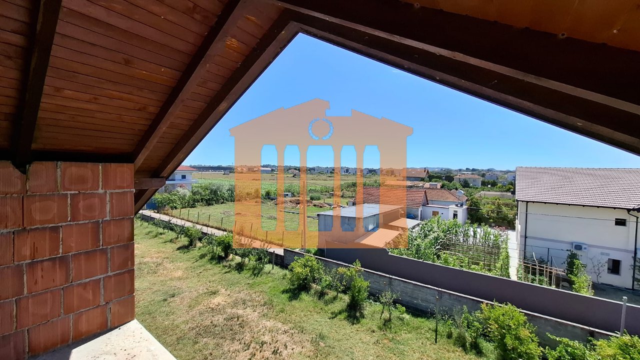 VILLA NELL'AREA DI DURRËS, IN VENDITA!