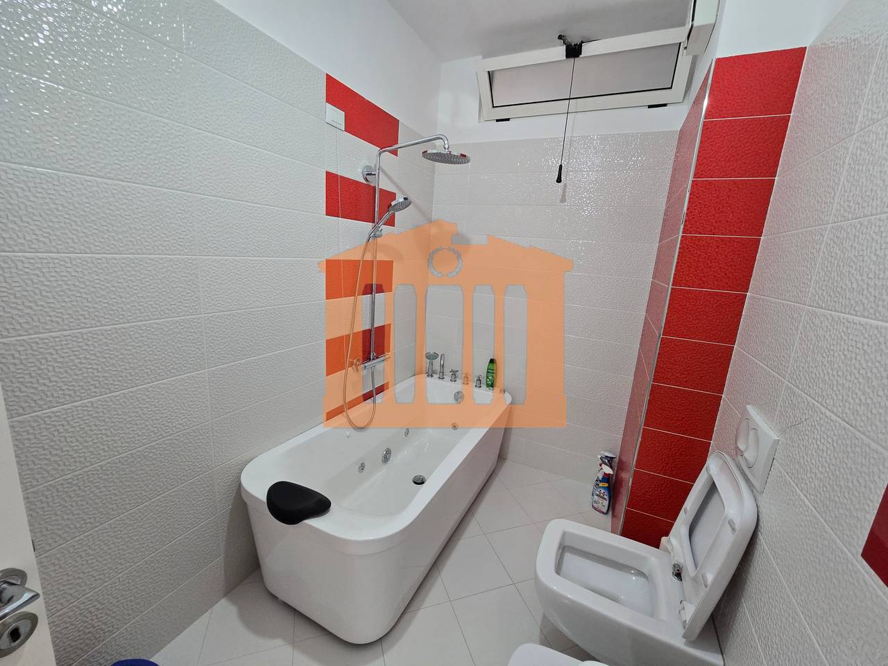 SHITET APARTAMENT 2+1 ME GARAZH,NE DURRES !