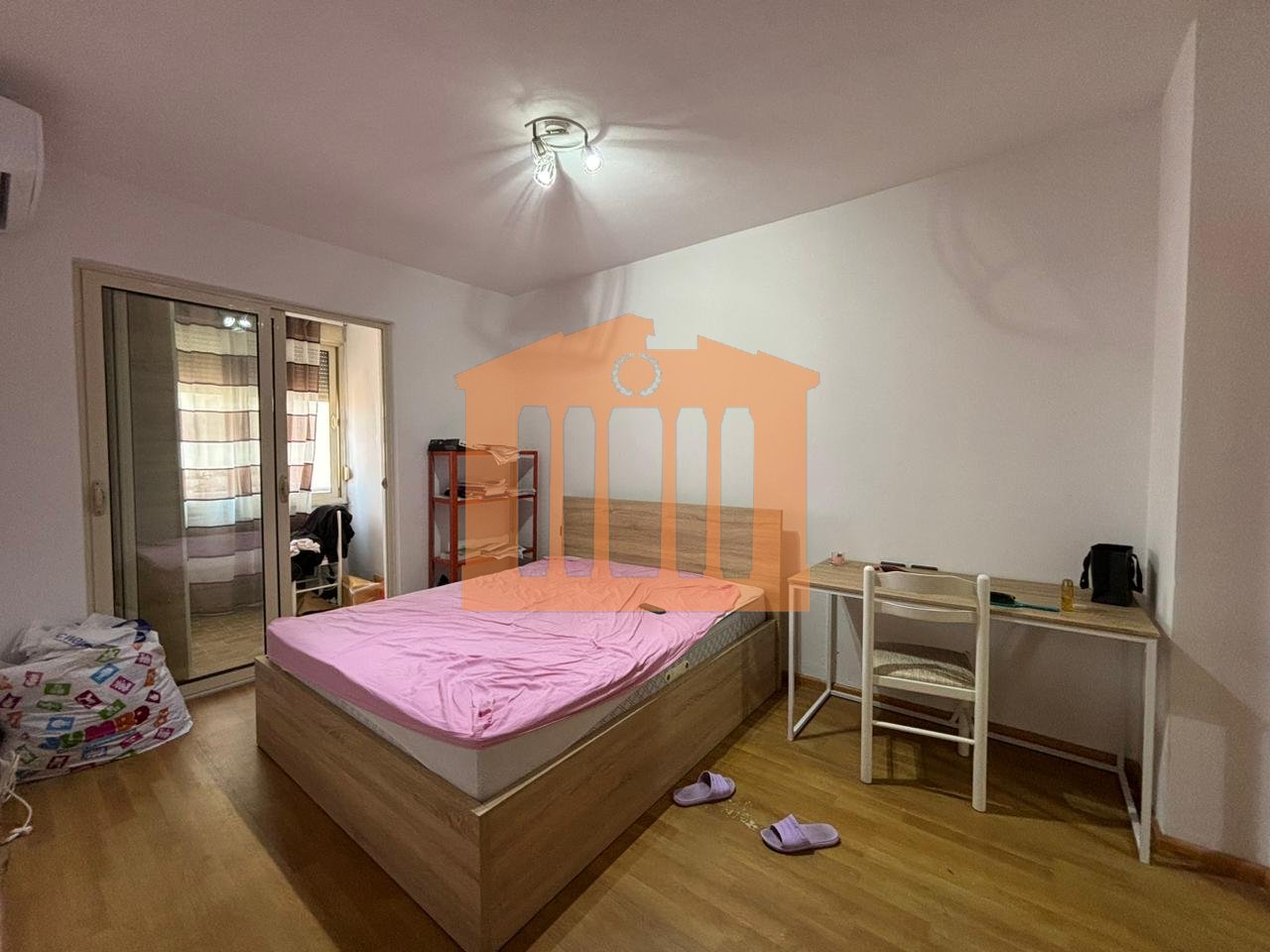 APPARTAMENTO 2+1+2 AREA LAVORO SINGOLA A DURAZZO, IN AFFITTO!