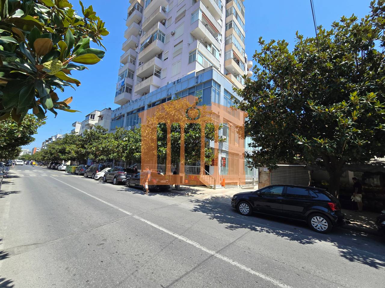 BUSINESS PREMISES IN THE CENTER OF DURRES FOR SALE!