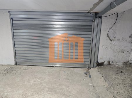 SINGLE GARAGE IN DURRES, FOR SALE!