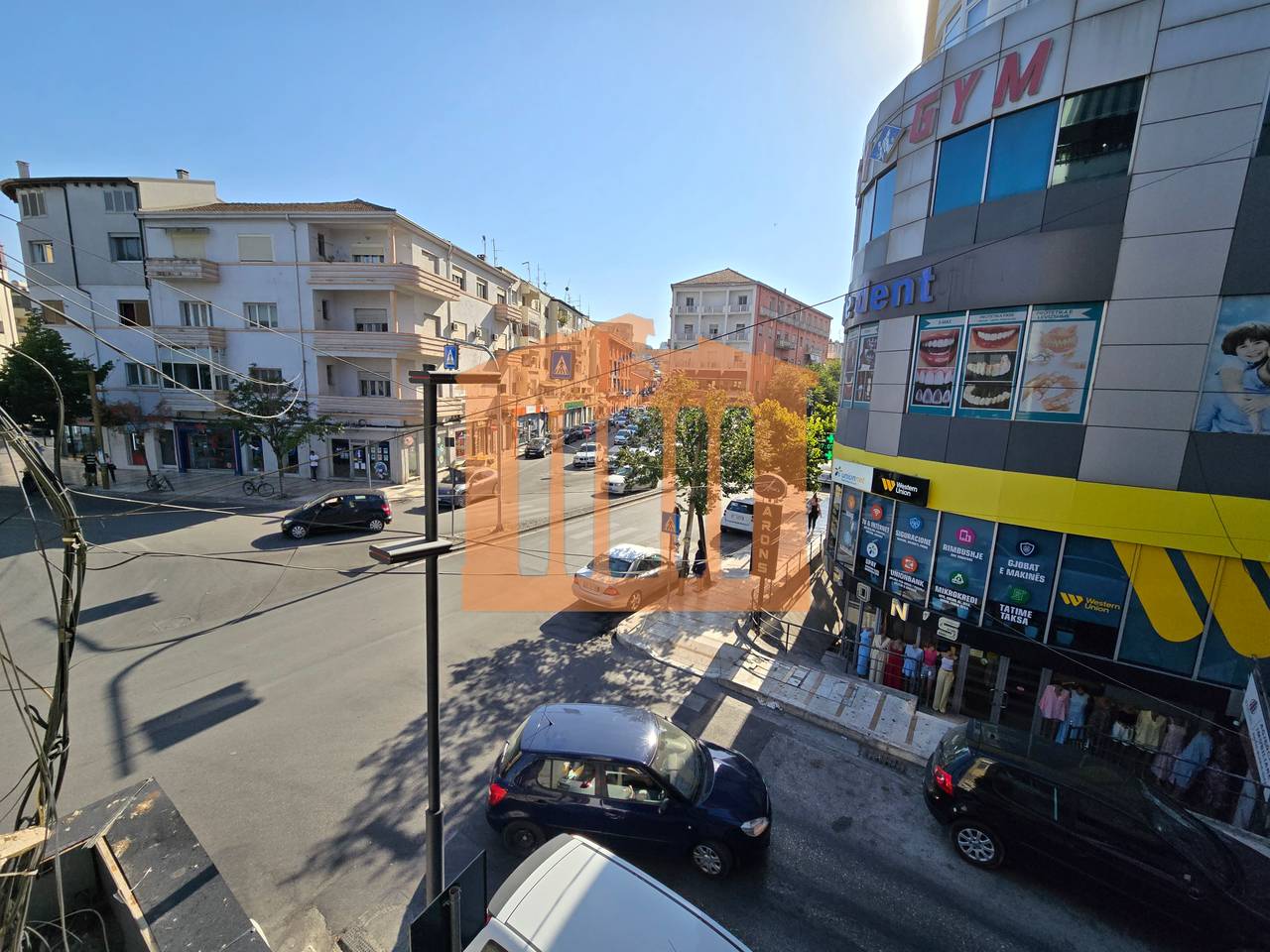 AMPIO MONOLOCALE IN CENTRO IN AFFITTO!