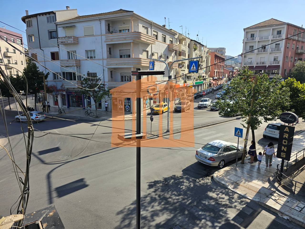 AMPIO MONOLOCALE IN CENTRO IN AFFITTO!