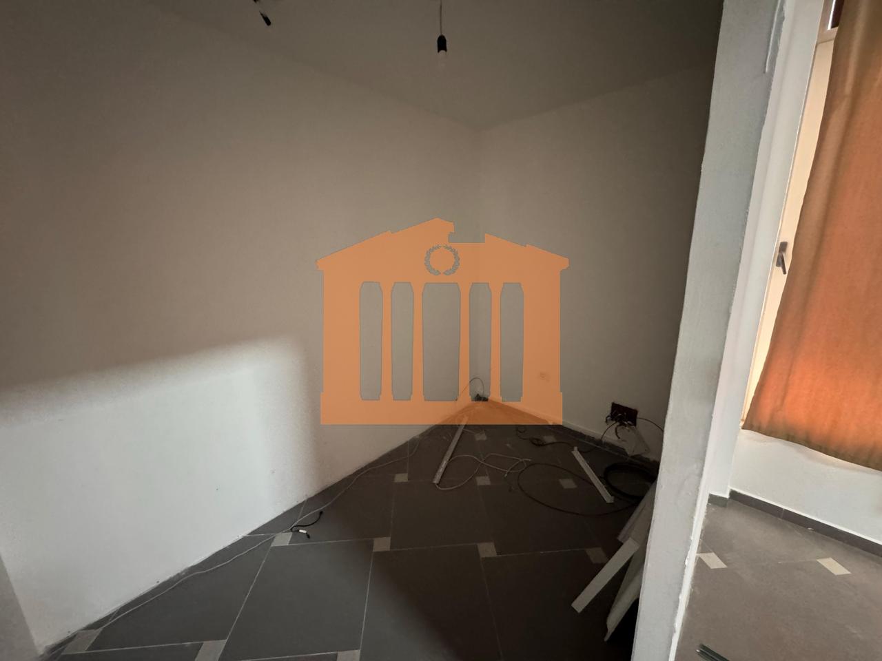BUSINESS PREMISES ON RING ROAD DURRES, FOR RENT!