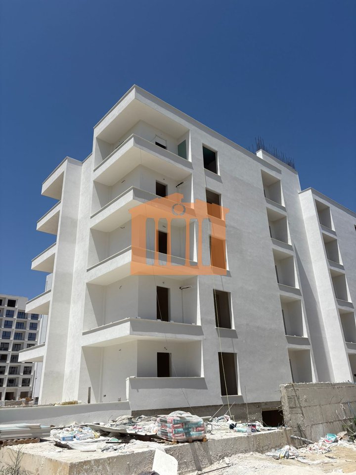 1+1 APARTMENT IN MALIN E ROBIT, FOR SALE!