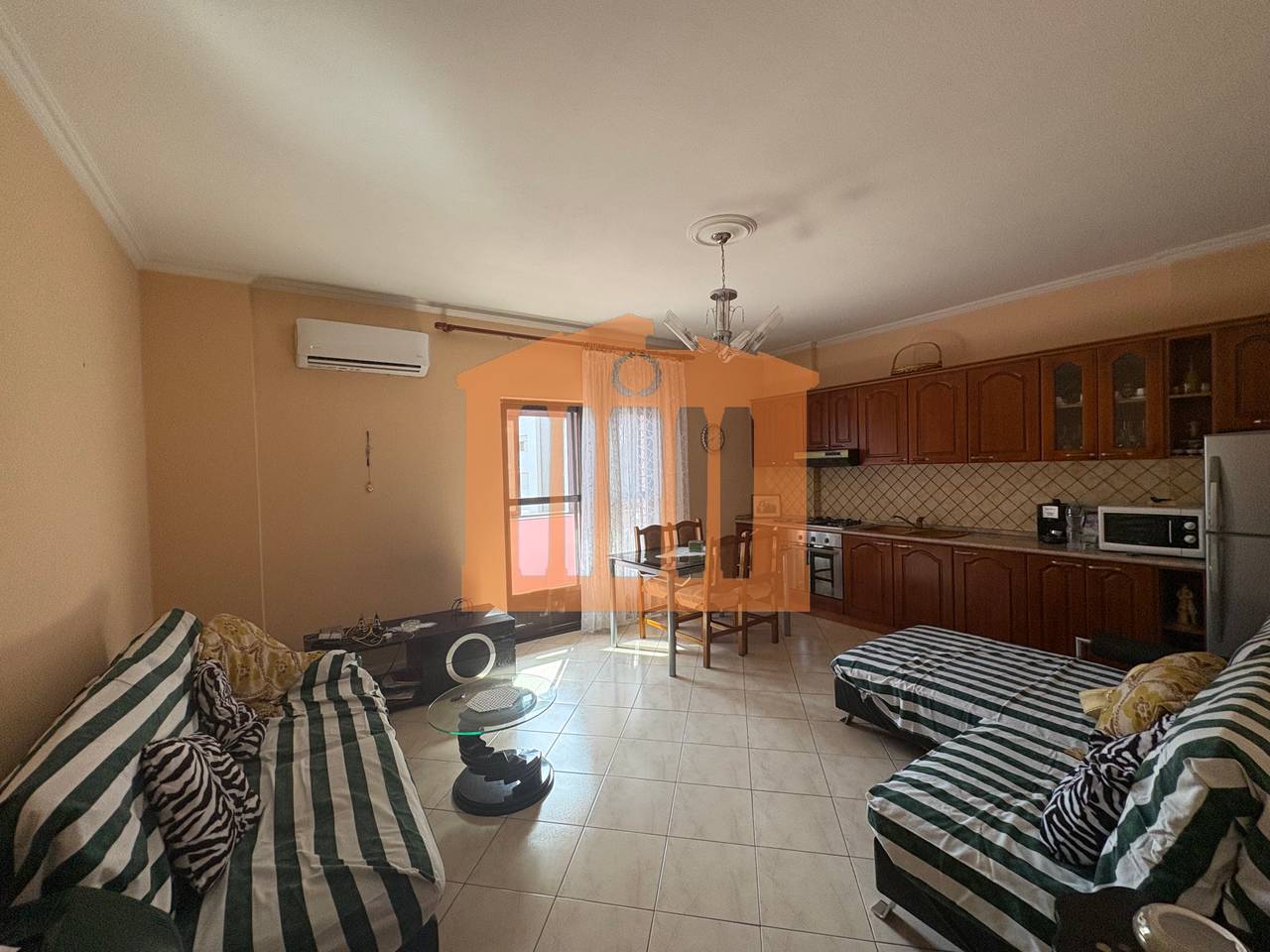 APPARTAMENTO 2+1+2 VICINO ALLA SPIAGGIA DI DURAZZO, IN AFFITTO!