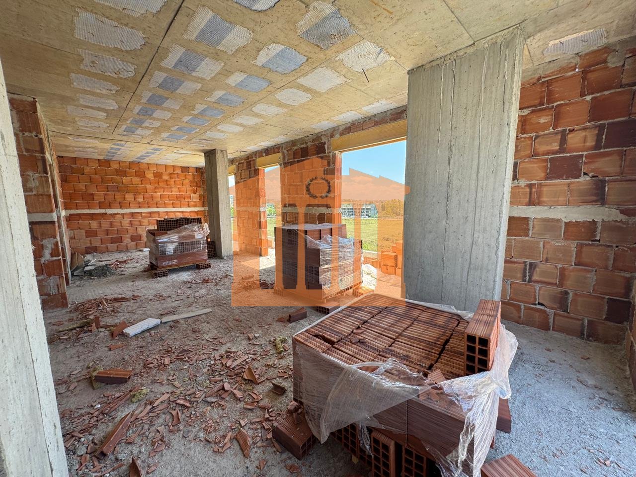 Appartamento 1+1 nella residenza "Atelier 4" con vista mare, in vendita!