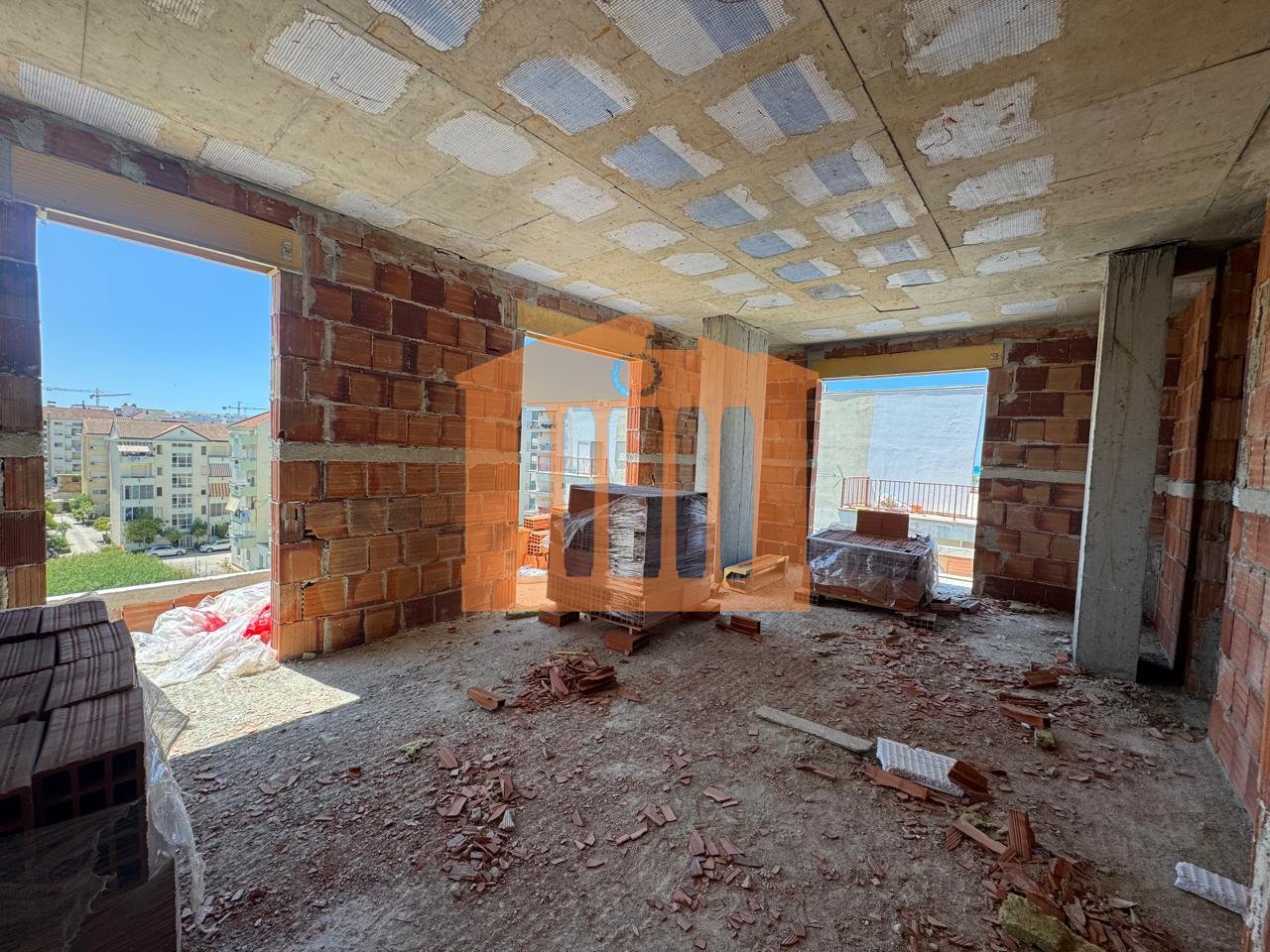 Appartamento 1+1 nella residenza "Atelier 4" con vista mare, in vendita!