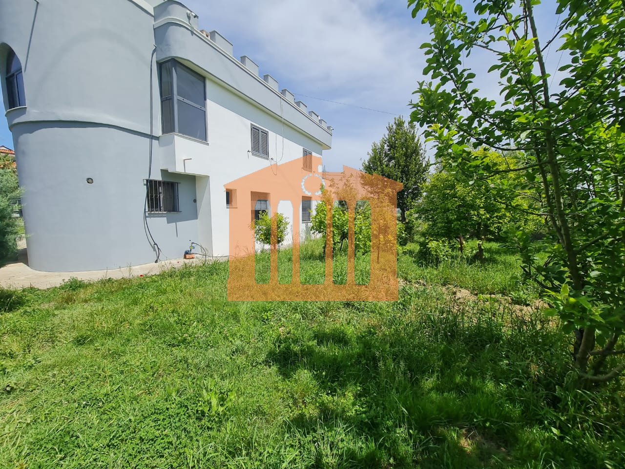 2+1 FLOOR VILLA IN RHRASHBULL FOR RENT!