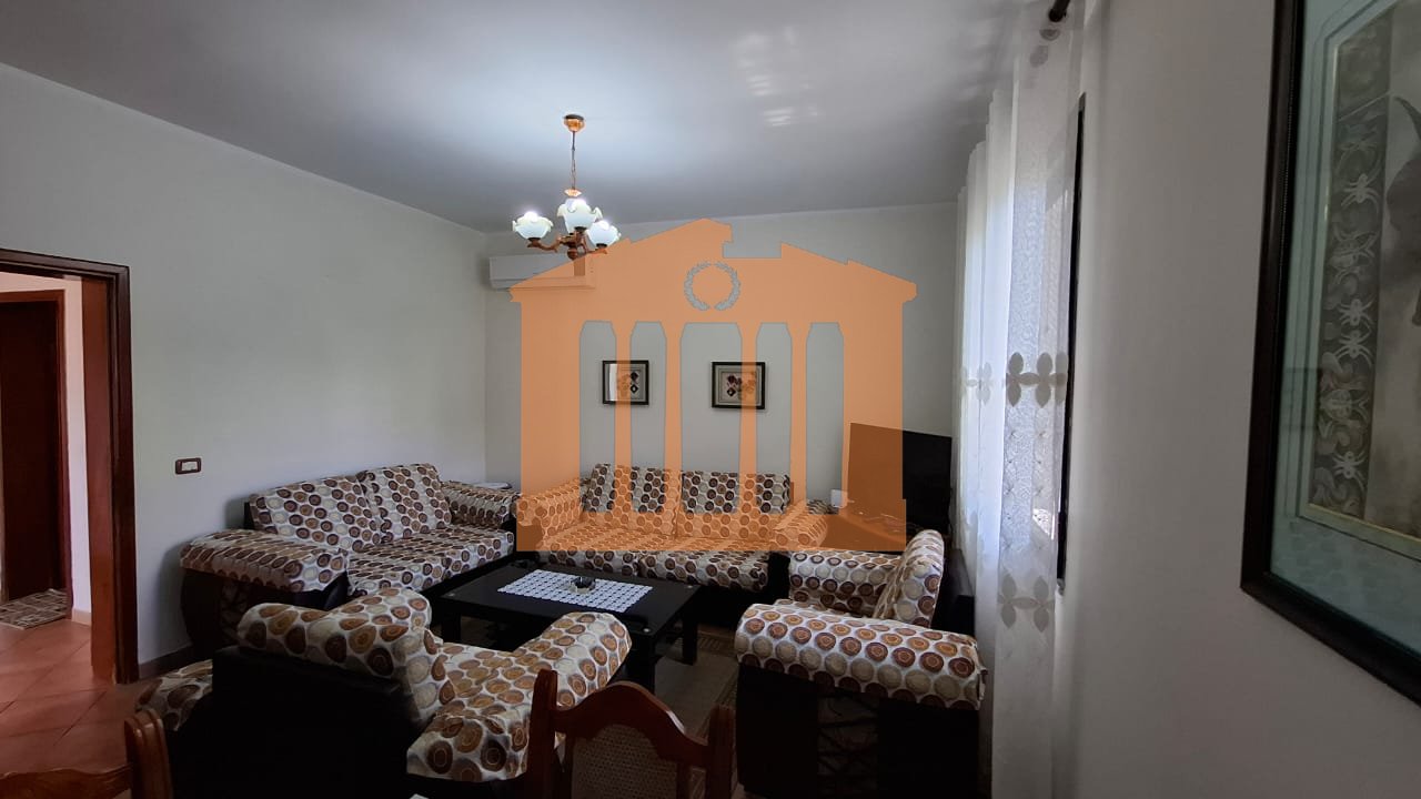 PRIMO PIANO DI UNA VILLA A DUE PIANI DIETRO LA VILLA "PASCUCCI" IN AFFITTO!
