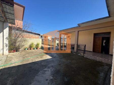 SHTEPI PRIVATE NE KAVAJE, PER SHITJE!