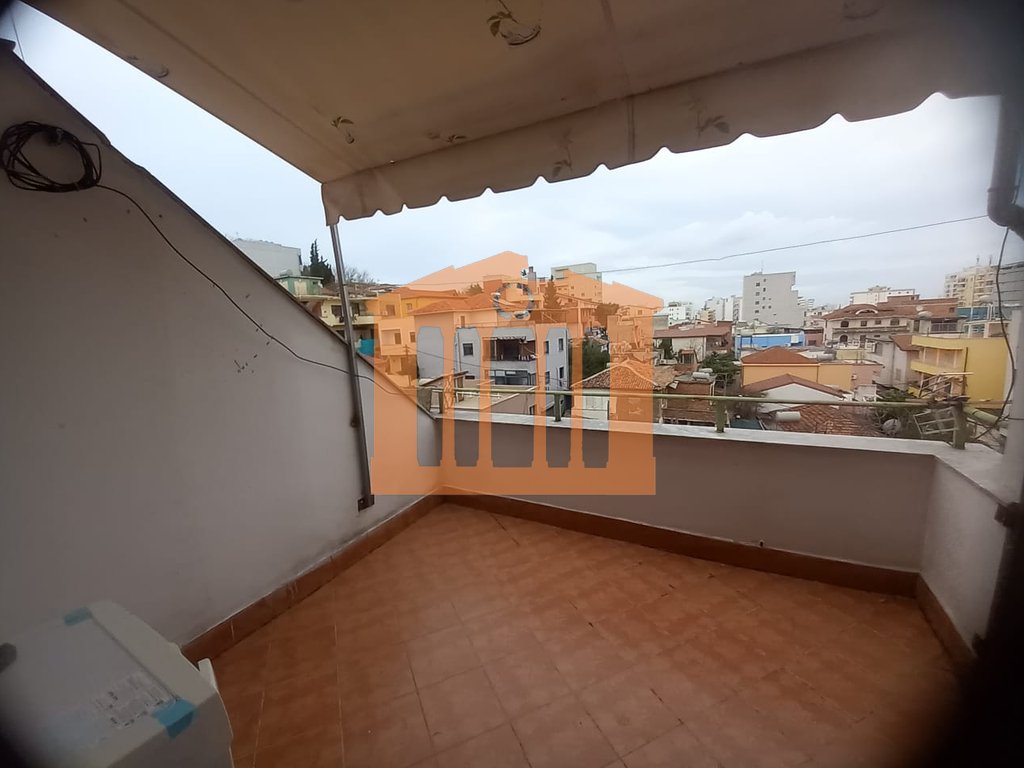 Apartment for rent in prane shkolles "2 Gjelat" ne Durres.