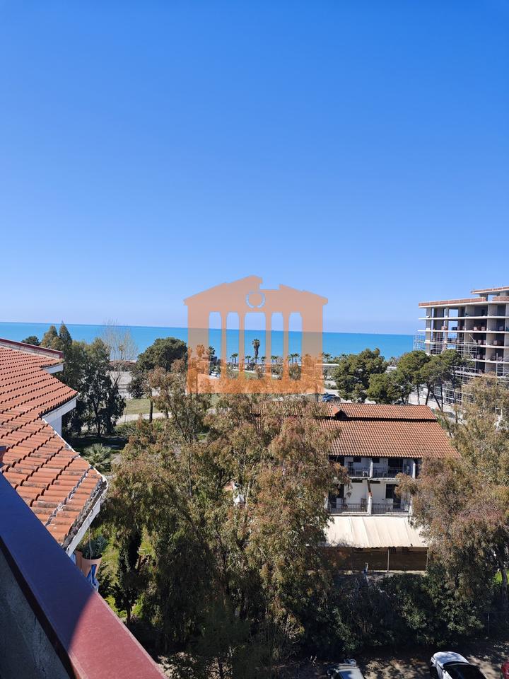 1+1+VERANDA APARTMENT WITH SEA VIEW IN GOLEM, FOR SALE!