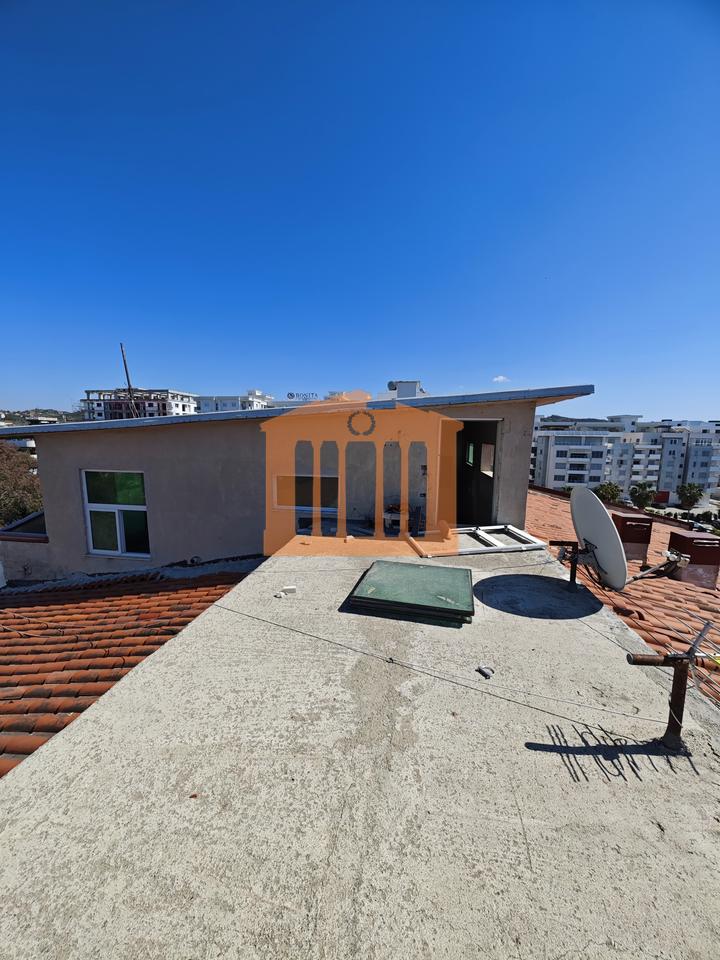 1+1+VERANDA APARTMENT WITH SEA VIEW IN GOLEM, FOR SALE!
