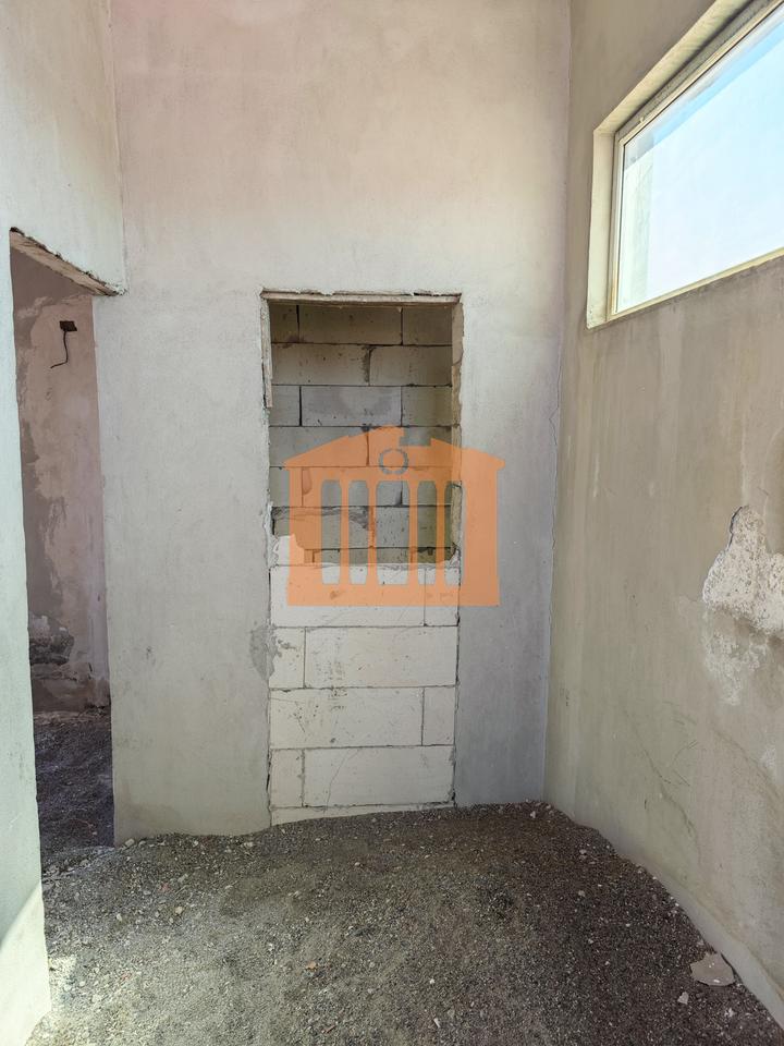 1+1+VERANDA APARTMENT WITH SEA VIEW IN GOLEM, FOR SALE!