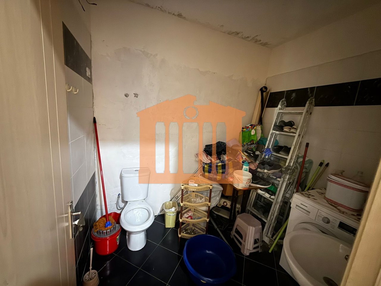 APARTMENT 2+1+2 IN THE FORMER CITY OF DURRES, FOR SALE!