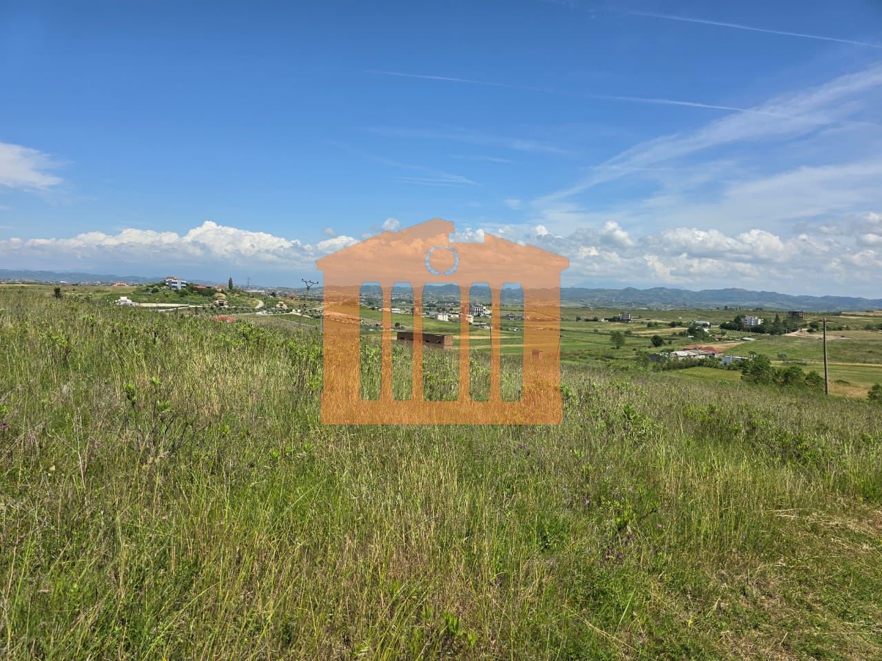 LAND IN ARAPAI, FOR SALE!
