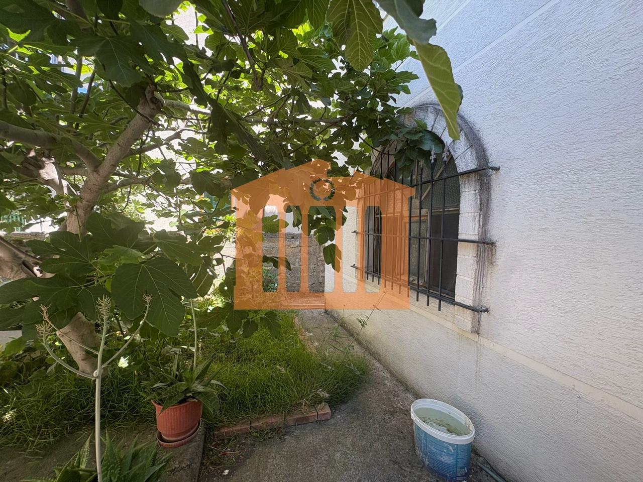 TWO-STOREY VILLA IN NEIGHBORHOOD 18 IN DURRES, FOR SALE!