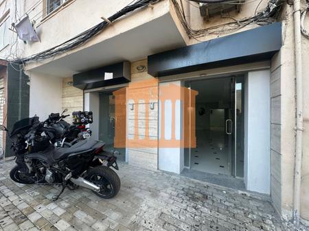 AMBIENT BIZNESI PRANE  STACIONIT TE TRENIT , PER QIRA !