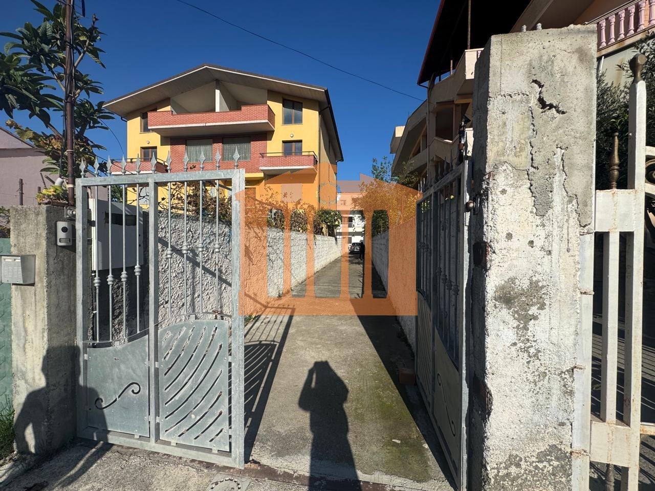 APARTMENT 3+1+2 WITH SEPARATE KITCHEN + STORAGE IN ILIRIA BEACH, DURRES FOR RENT!