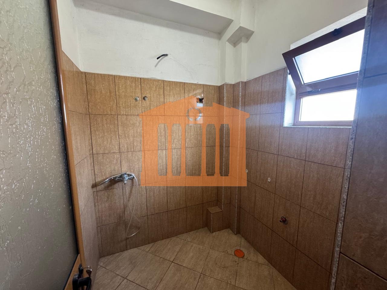 APARTMENT 3+1+2 WITH SEPARATE KITCHEN + STORAGE IN ILIRIA BEACH, DURRES FOR RENT!