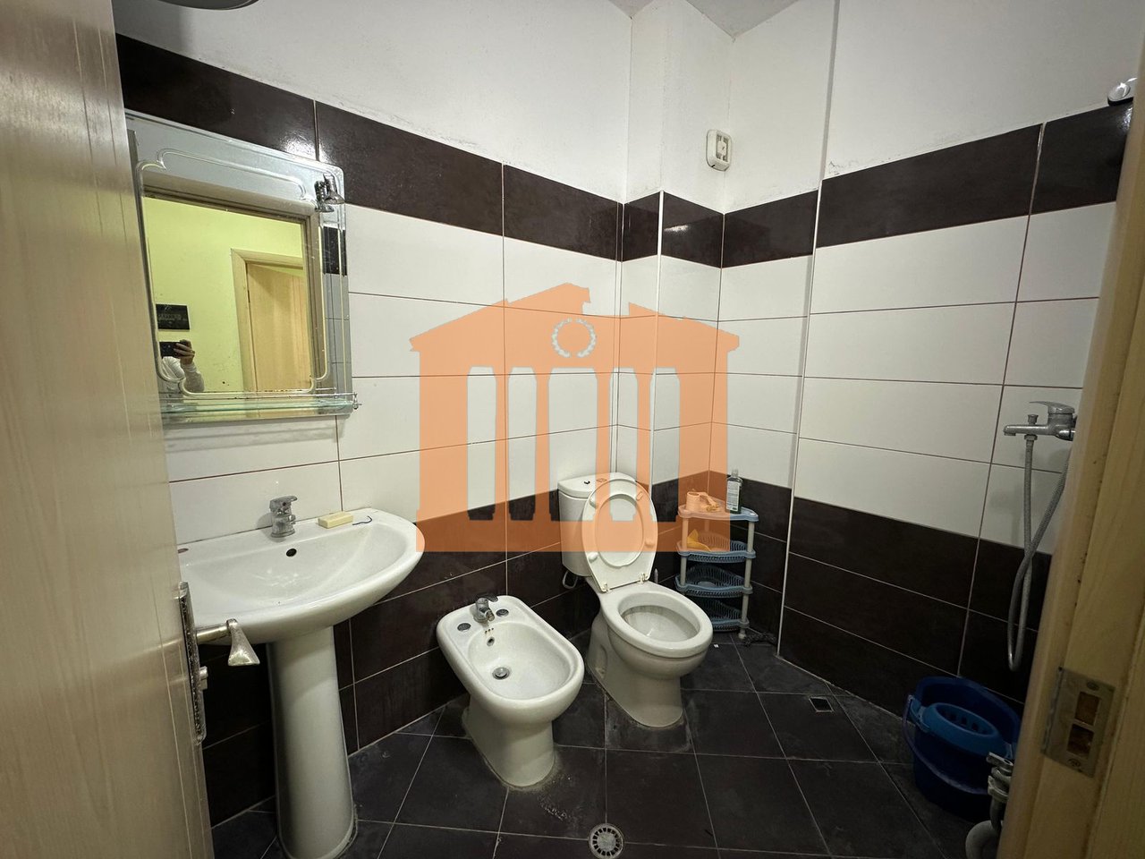 APARTAMENT 1+1 TE SHKEMBI I KAVAJES, PER QIRA!