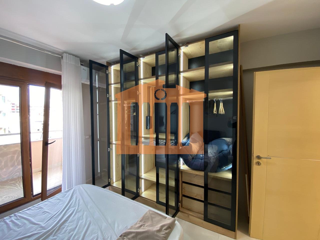 APPARTAMENTO 2+1+ POSTO AUTO VICINO AI TRIBUNALI - DURAZZO, IN VENDITA!