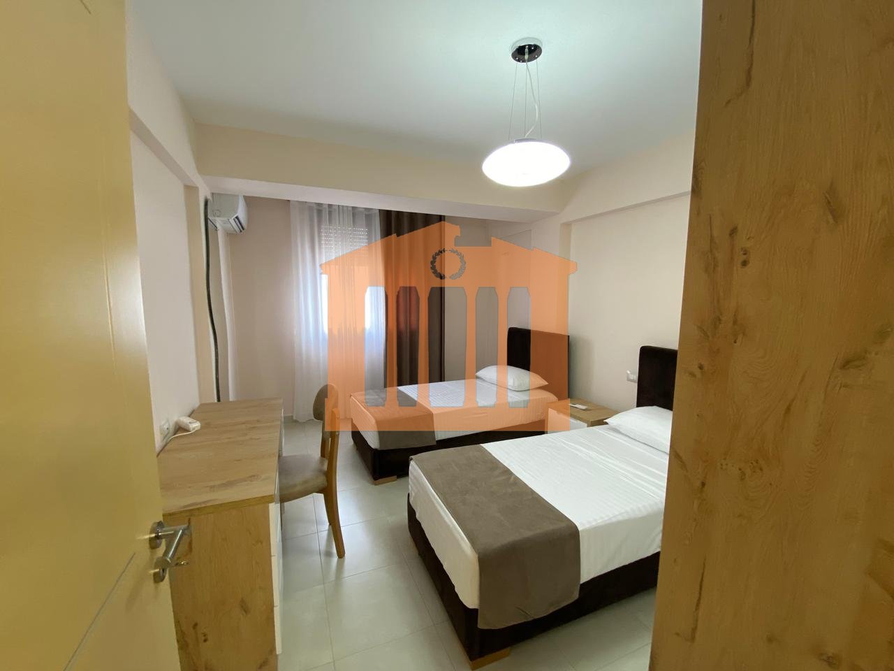 APPARTAMENTO 2+1+ POSTO AUTO VICINO AI TRIBUNALI - DURAZZO, IN VENDITA!