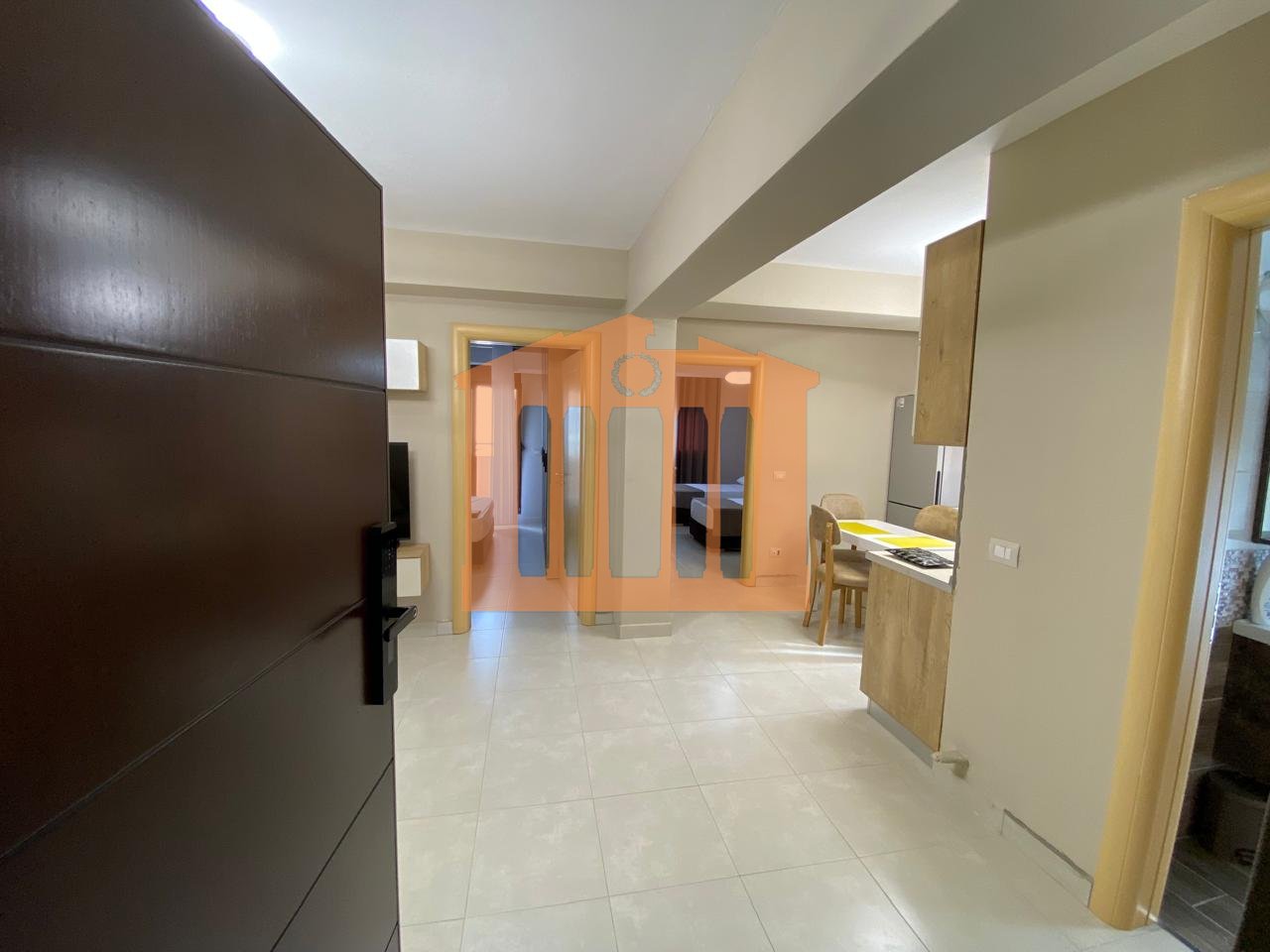 APPARTAMENTO 2+1+ POSTO AUTO VICINO AI TRIBUNALI - DURAZZO, IN VENDITA!