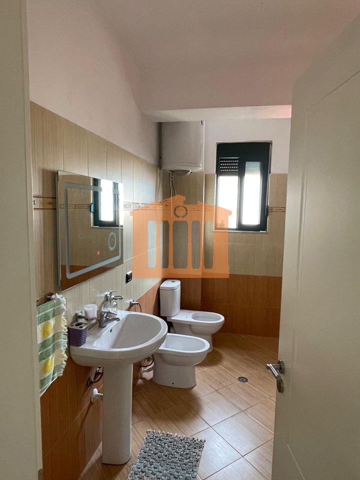 APARTMENT 2+1+2 IN THE CENTER OF DURRES, FOR RENT!