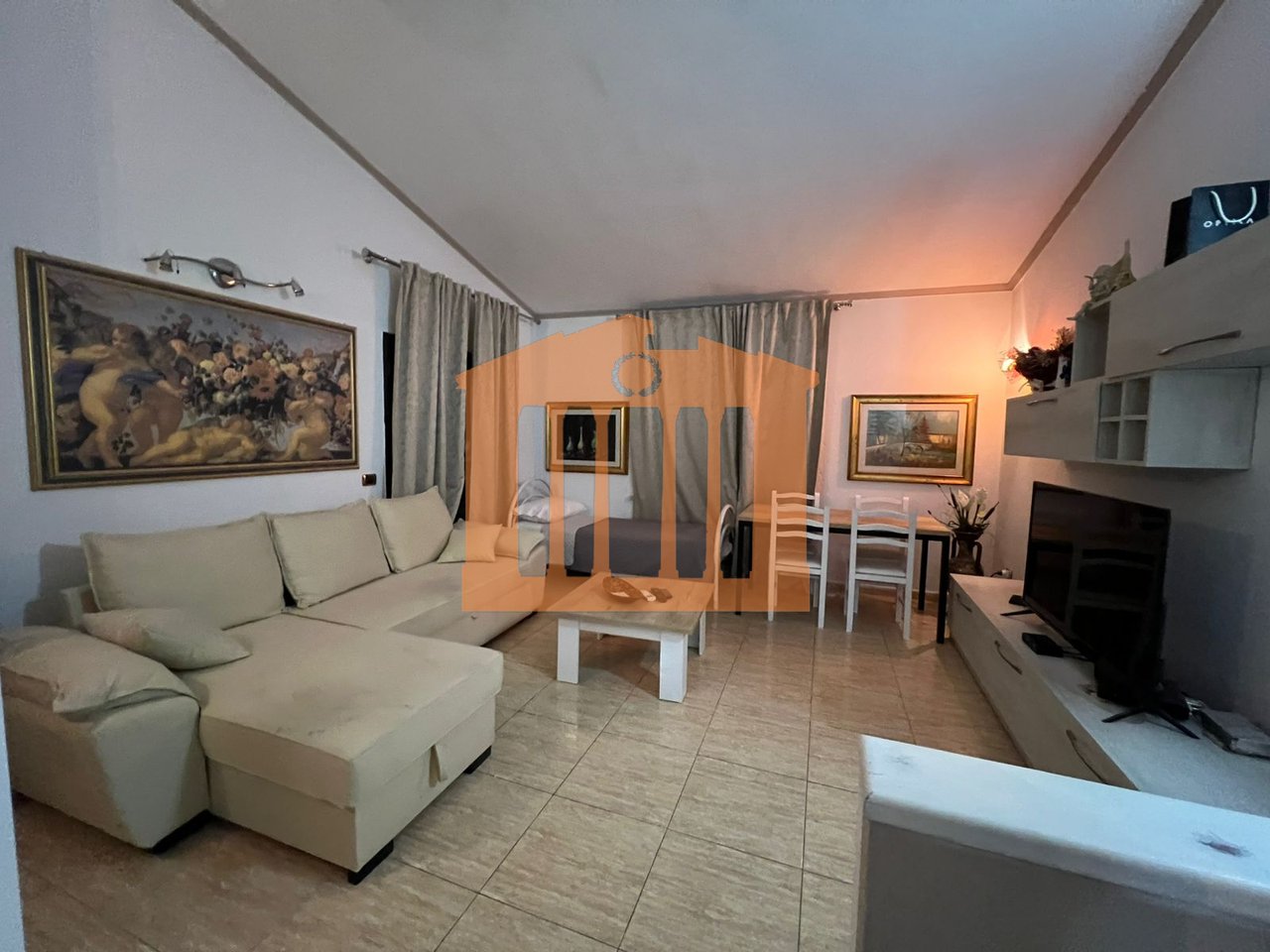 APARTMENT 2+1+2 NEAR DURRES HOSPITAL, FOR RENT!