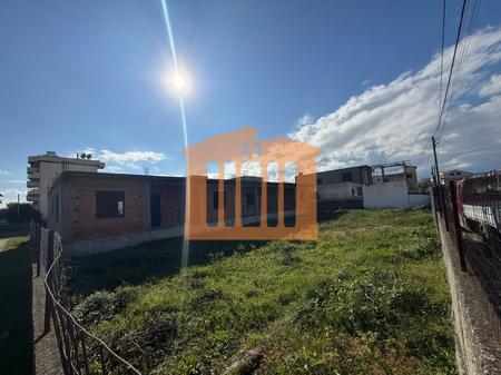 3 SHTEPI TE BASHKANGJITURA NE SHKOZET DURRES, PER SHITJE!