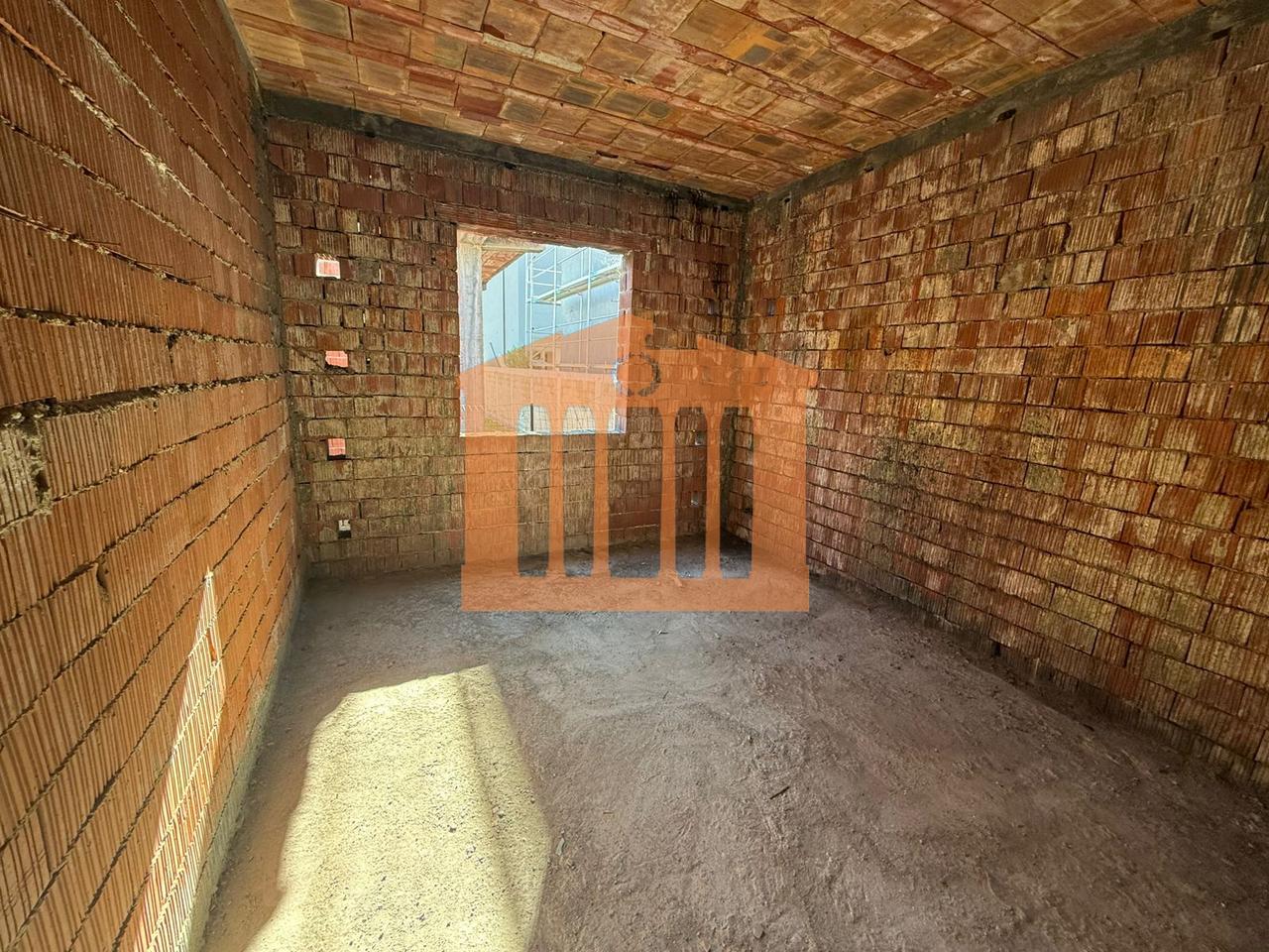 3 SHTEPI TE BASHKANGJITURA NE SHKOZET DURRES, PER SHITJE!