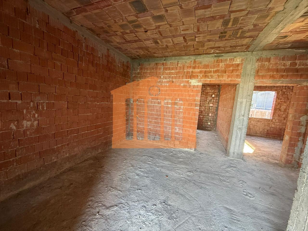 3 SHTEPI TE BASHKANGJITURA NE SHKOZET DURRES, PER SHITJE!