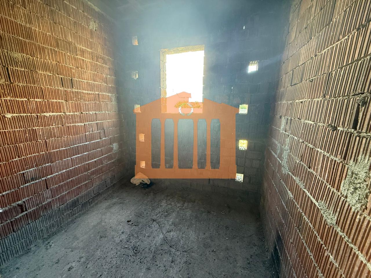 3 SHTEPI TE BASHKANGJITURA NE SHKOZET DURRES, PER SHITJE!