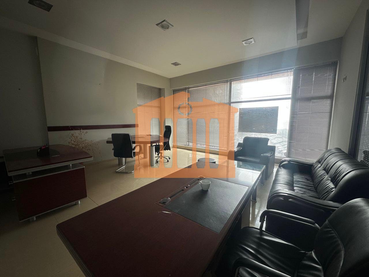 AMBIENT NE VOLLGA-DURRES, PER QIRA!