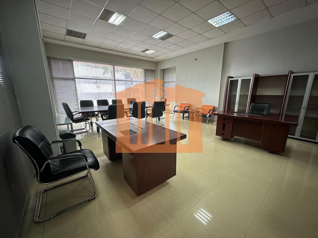 AMBIENT NE VOLLGA-DURRES, PER QIRA!