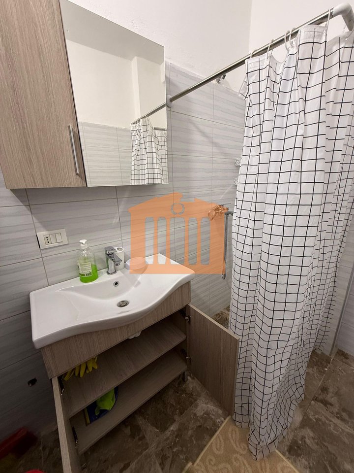 APARTMENT 3+1+2 + GARAGE NEAR FORMER UNIVERSITY DURRES, FOR RENT!