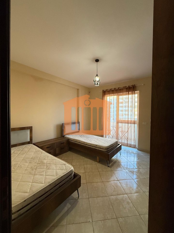 APARTMENT 3+1+2 + GARAGE NEAR FORMER UNIVERSITY DURRES, FOR RENT!